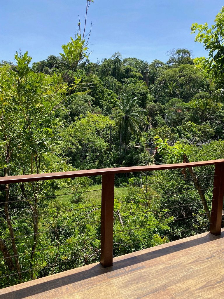 Com Piscina, 3 Suites, Cozinha e Sala de estar